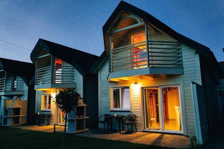Holiday Resort, Ustronie Morskie Extérieur photo