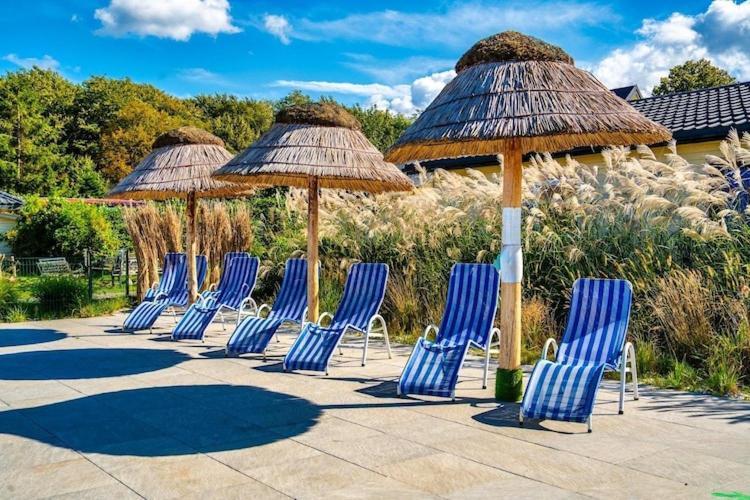 Holiday Resort, Ustronie Morskie Extérieur photo